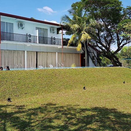 Grand Riverine Bed & Breakfast Kotugoda Exterior photo